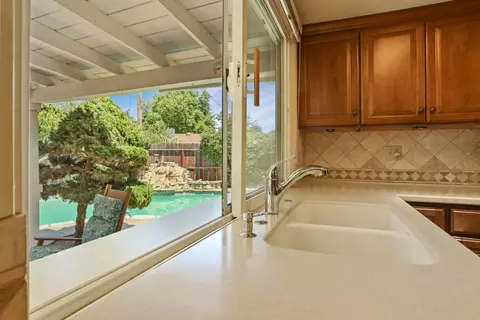 241 Charlemagne Way, Modesto, CA 95350 photo 20