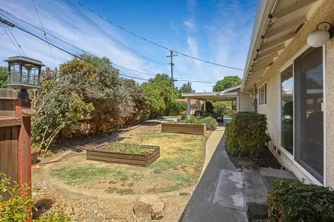 241 Charlemagne Way, Modesto, CA 95350 photo 56