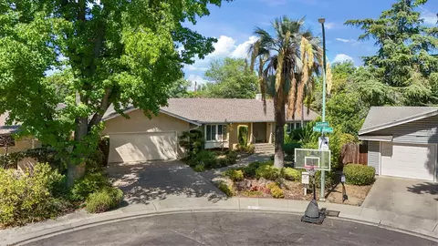 241 Charlemagne Way, Modesto, CA 95350 photo 4