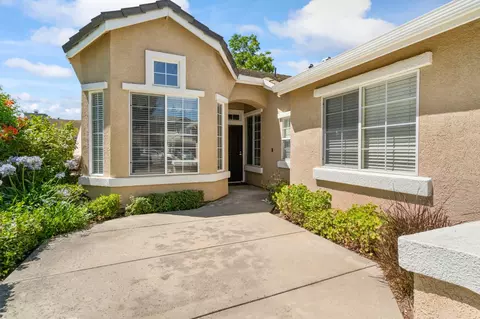 Exterior - 2578 Knobcone Ln, Lodi, CA 95242 photo 4 of 8