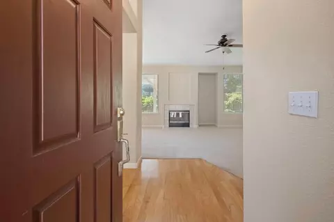 Entry Way - 2578 Knobcone Ln, Lodi, CA 95242 photo 1 of 3