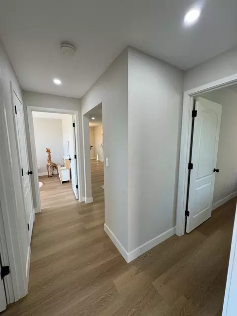Entry Way - 2026 Scribner St, Stockton, CA 95206 photo 1 of 2