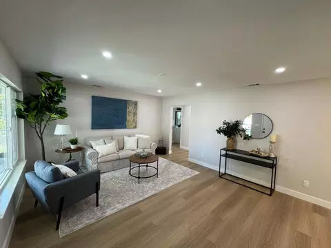 Living - 2026 Scribner St, Stockton, CA 95206 photo 1 of 4