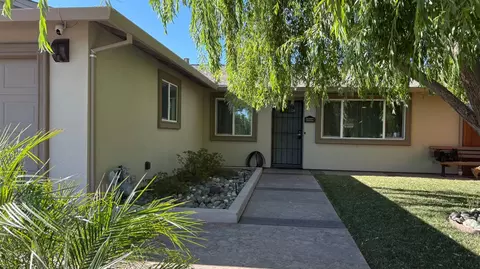 2209 John Still Dr, Sacramento, CA 95832
