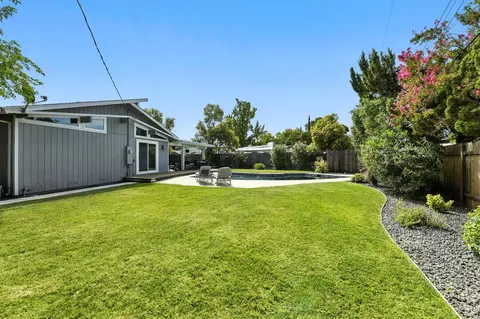 Exterior - 2517 Greenfield Way, Carmichael, CA 95608 photo 9 of 10