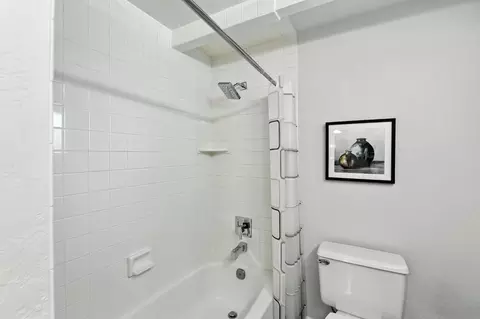 Bath - 2517 Greenfield Way, Carmichael, CA 95608 photo 2 of 4