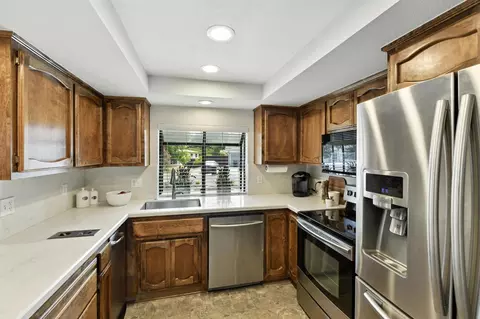 Kitchen - 2517 Greenfield Way, Carmichael, CA 95608 photo 3 of 4