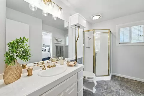 Bath - 2517 Greenfield Way, Carmichael, CA 95608 photo 4 of 4