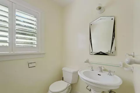 715 W Walnut St, Lodi, CA 95240 photo 21