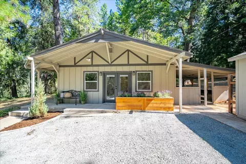 10225 Elder Dr, Grass Valley, CA 95949 photo 1