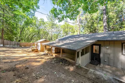 Exterior - 10225 Elder Dr, Grass Valley, CA 95949 photo 16 of 32