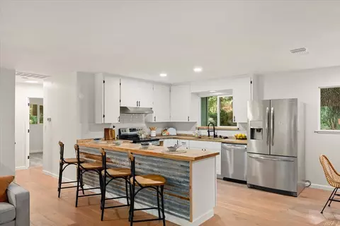 Kitchen - 10225 Elder Dr, Grass Valley, CA 95949 photo 1 of 4