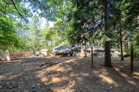 Exterior - 10225 Elder Dr, Grass Valley, CA 95949 photo 19 of 32