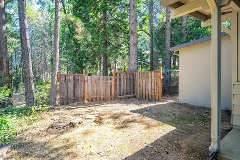 Exterior - 10225 Elder Dr, Grass Valley, CA 95949 photo 5 of 32