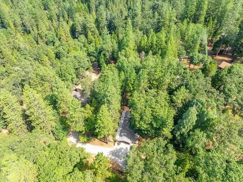 View/Area - 10225 Elder Dr, Grass Valley, CA 95949 photo 8 of 8