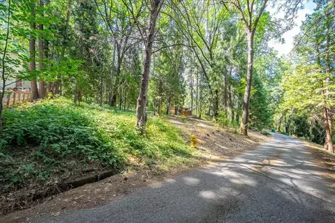 Exterior - 10225 Elder Dr, Grass Valley, CA 95949 photo 27 of 32