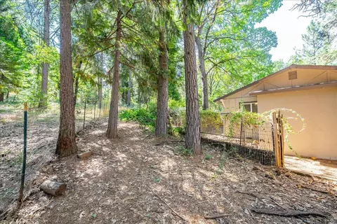 Exterior - 10225 Elder Dr, Grass Valley, CA 95949 photo 20 of 32