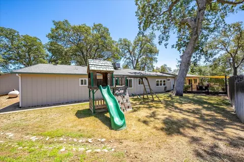 Exterior - 4420 Panorama Dr, Placerville, CA 95667 photo 22 of 38