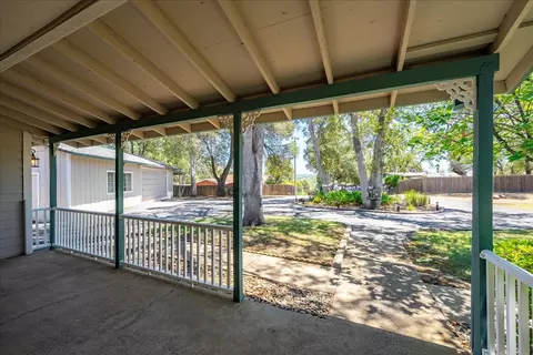 Exterior - 4420 Panorama Dr, Placerville, CA 95667 photo 7 of 38