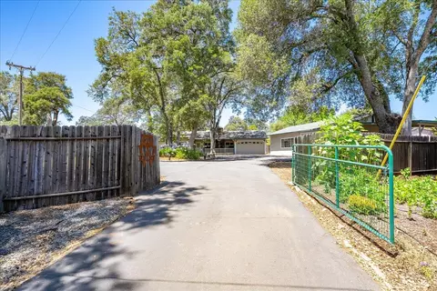 Exterior - 4420 Panorama Dr, Placerville, CA 95667 photo 3 of 38