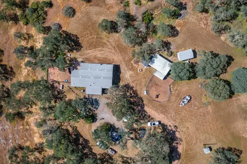 203 Dancie Dr, Wallace, CA 95254 photo 2
