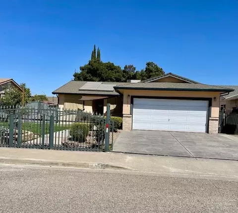 2372 Lance St, Merced, CA 95348 photo 1