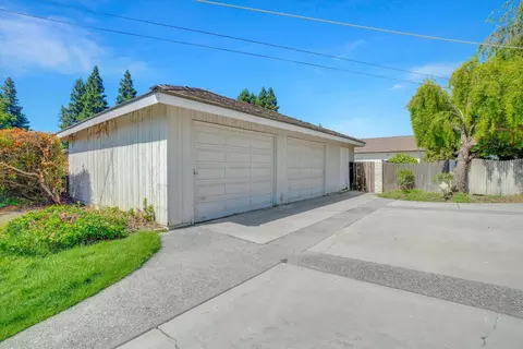 Other - 7025 Hillcrest Dr, Modesto, CA 95356 photo 1 of 7