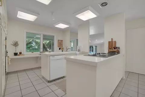 Kitchen - 7025 Hillcrest Dr, Modesto, CA 95356 photo 2 of 5