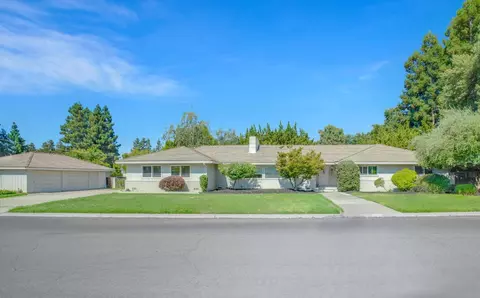 7025 Hillcrest Dr, Modesto, CA 95356 photo 1