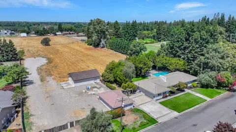 View/Area - 7025 Hillcrest Dr, Modesto, CA 95356 photo 1 of 9