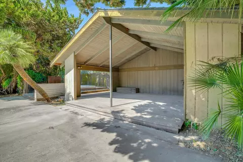 Exterior - 7025 Hillcrest Dr, Modesto, CA 95356 photo 10 of 12