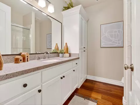 Bath - 1514 Oceano Way, Davis, CA 95618 photo 1 of 9