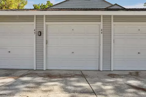 Exterior - 2400 Eilers Ln #1607, Lodi, CA 95242 photo 4 of 9