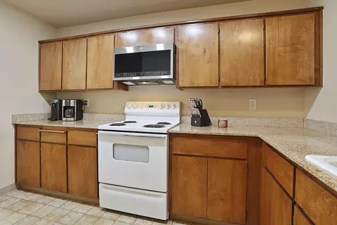Kitchen - 2400 Eilers Ln #1607, Lodi, CA 95242 photo 1 of 2