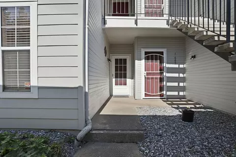 Exterior - 2400 Eilers Ln #1607, Lodi, CA 95242 photo 6 of 9