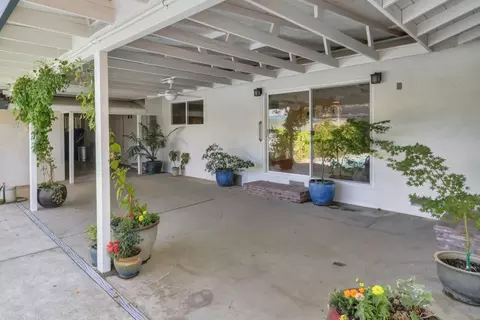 Exterior - 5417 Shelley Way, Carmichael, CA 95608 photo 5 of 31