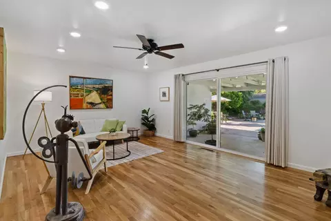 Living - 5417 Shelley Way, Carmichael, CA 95608 photo 2 of 8