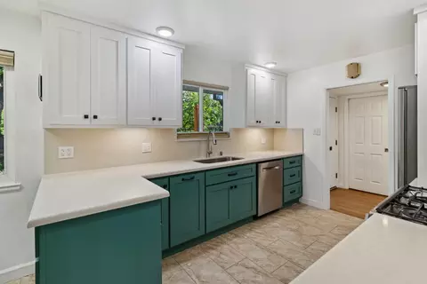 Kitchen - 5417 Shelley Way, Carmichael, CA 95608 photo 5 of 7