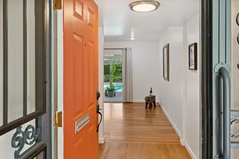 Entry Way - 5417 Shelley Way, Carmichael, CA 95608 photo 2 of 3