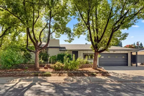 Exterior - 5417 Shelley Way, Carmichael, CA 95608 photo 26 of 31