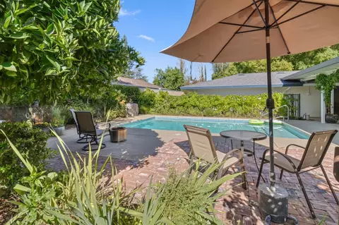Exterior - 5417 Shelley Way, Carmichael, CA 95608 photo 14 of 31