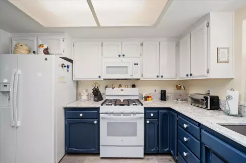 3190 Barrel Ct, Redding, CA 96001 photo 9