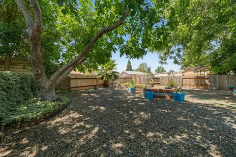 3190 Barrel Ct, Redding, CA 96001 photo 32