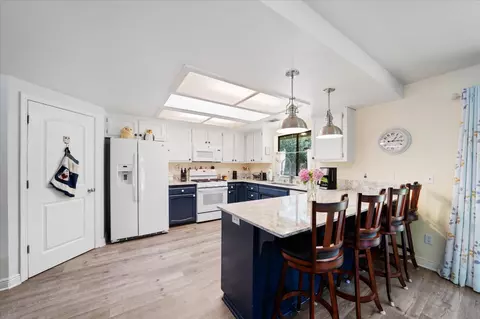 3190 Barrel Ct, Redding, CA 96001 photo 7