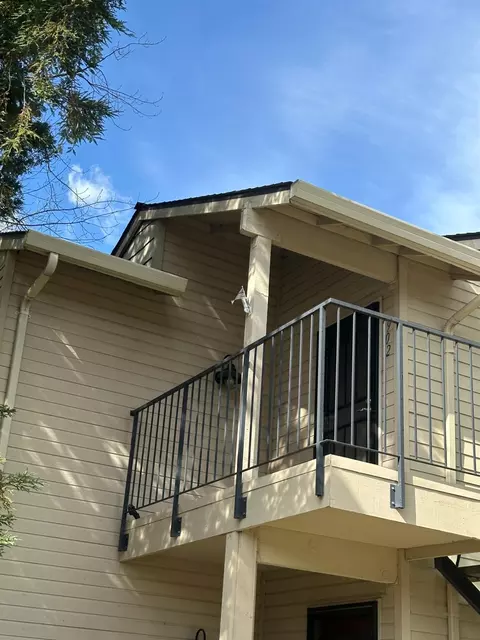Exterior - 2401 Eilers Ln #902, Lodi, CA 95242 photo 2 of 4