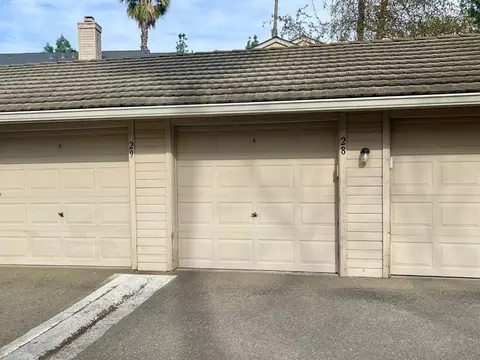 Exterior - 2401 Eilers Ln #902, Lodi, CA 95242 photo 3 of 4