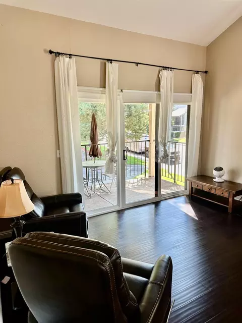 Living - 2401 Eilers Ln #902, Lodi, CA 95242 photo 1 of 6