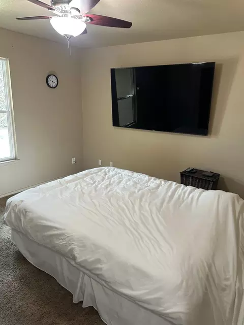 Bedroom - 2401 Eilers Ln #902, Lodi, CA 95242 photo 3 of 4