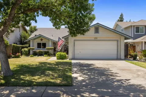 1009 Bobcat Ct, Modesto, CA 95358 photo 2