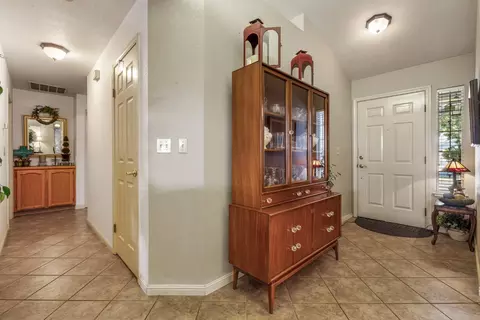 1009 Bobcat Ct, Modesto, CA 95358 photo 16